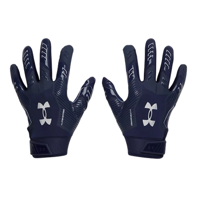 Under Armour F9 Nitro gloves - on-hand fit view